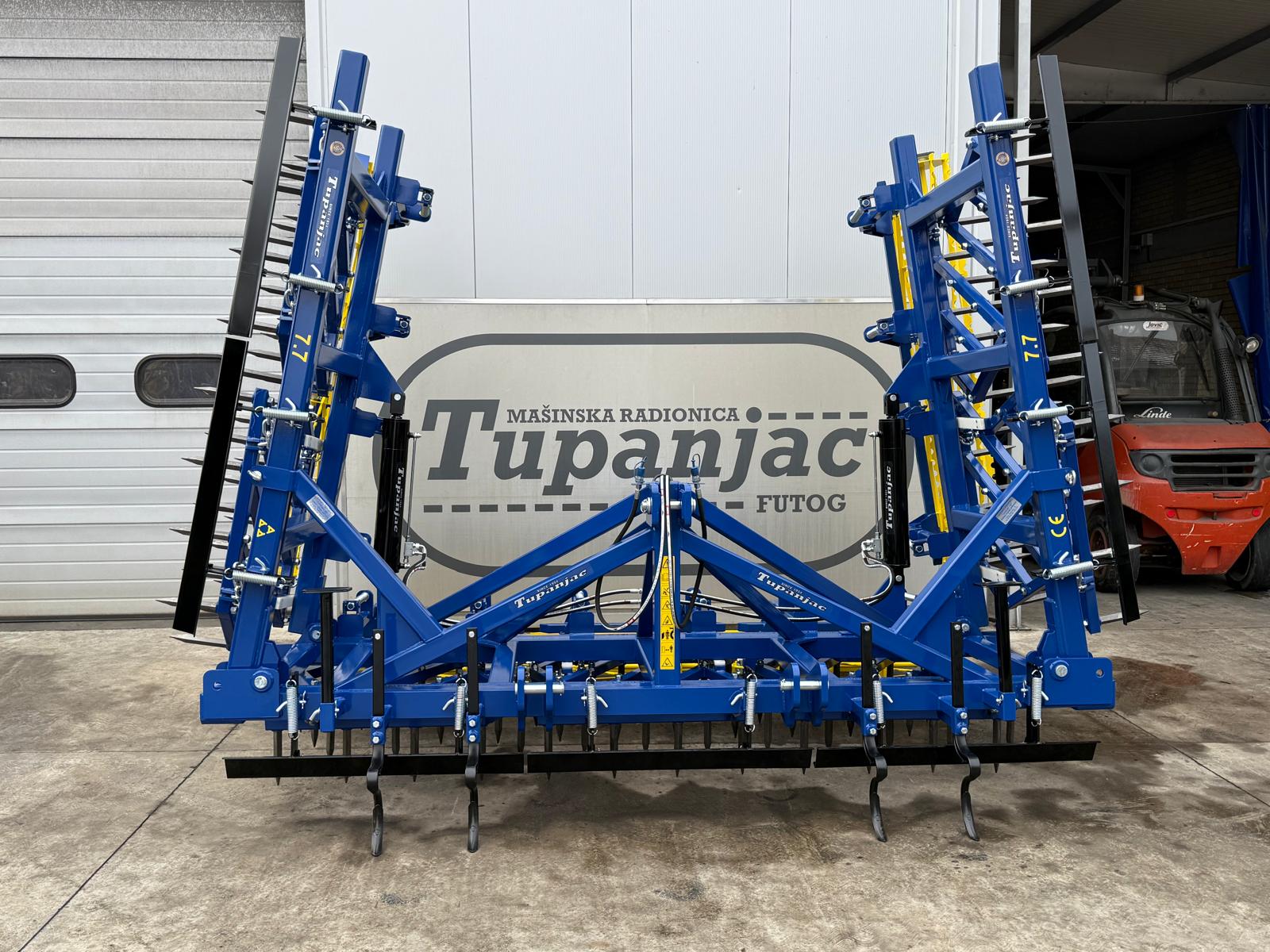 Semi-heavy harrow 7.7 m 100x100 frame with track eradicators