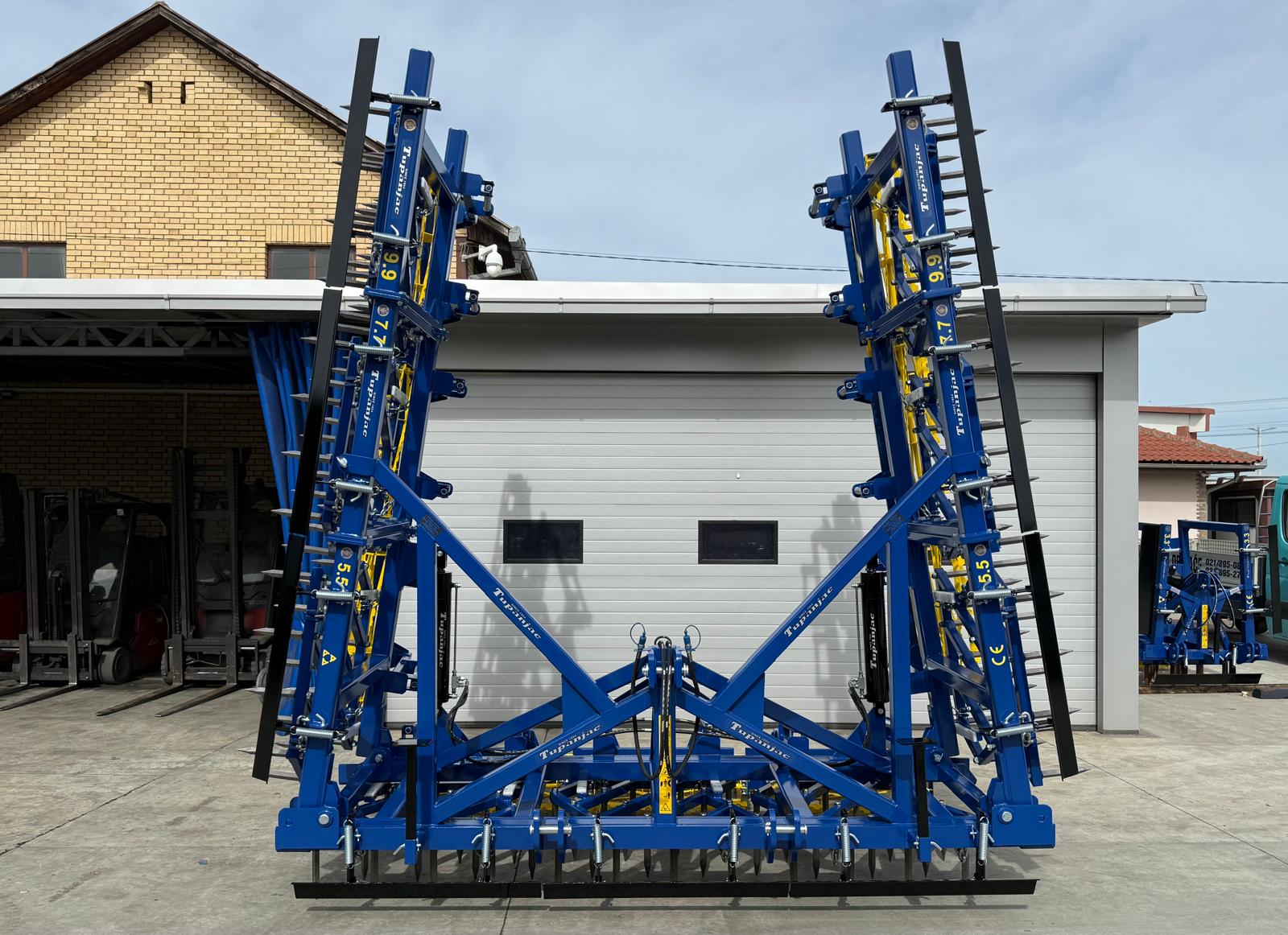 Semi-heavy harrow 9.9 m with the option of disassembly to 7.7 m and 5.5 m