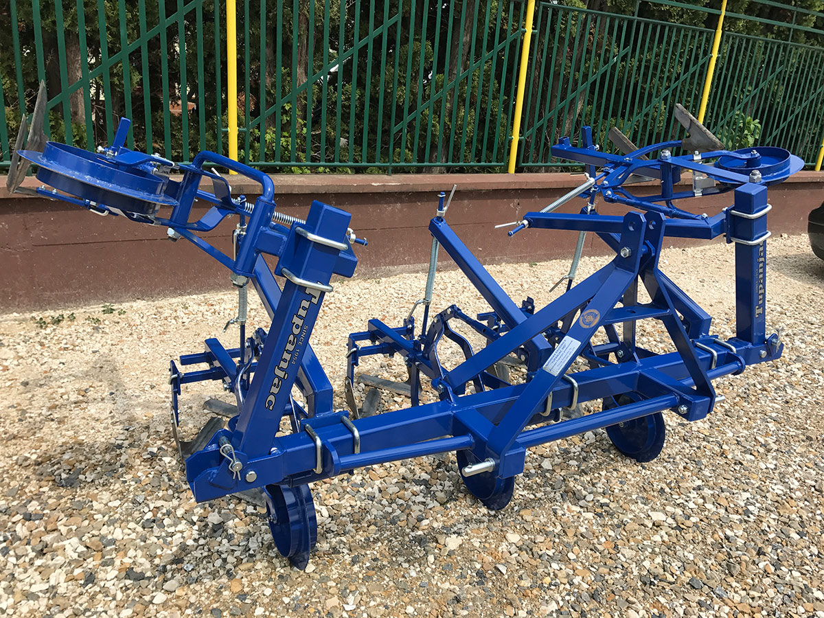 4-row inter-row cultivator without steering